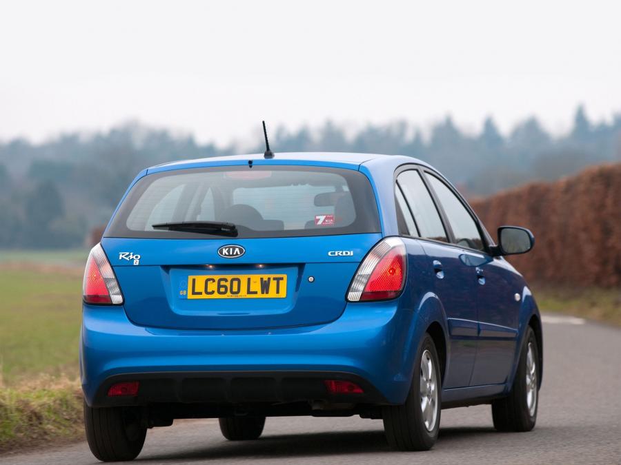  Kia Rio Hatchback 2009 года  (UK) (фото 10 из 19)
